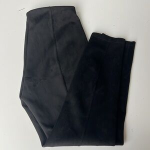 T Tahari Vegan Suede Women’s Pull On Black Dress Pants Tapered Leg Sz L
